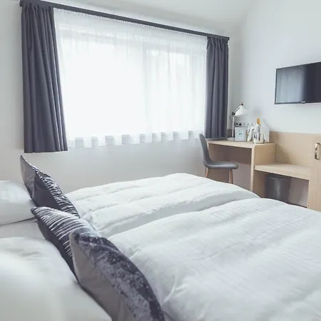 Guest house Smart Htl *